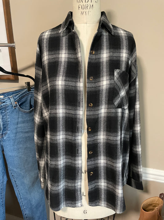 Blk/White Flannel - Large